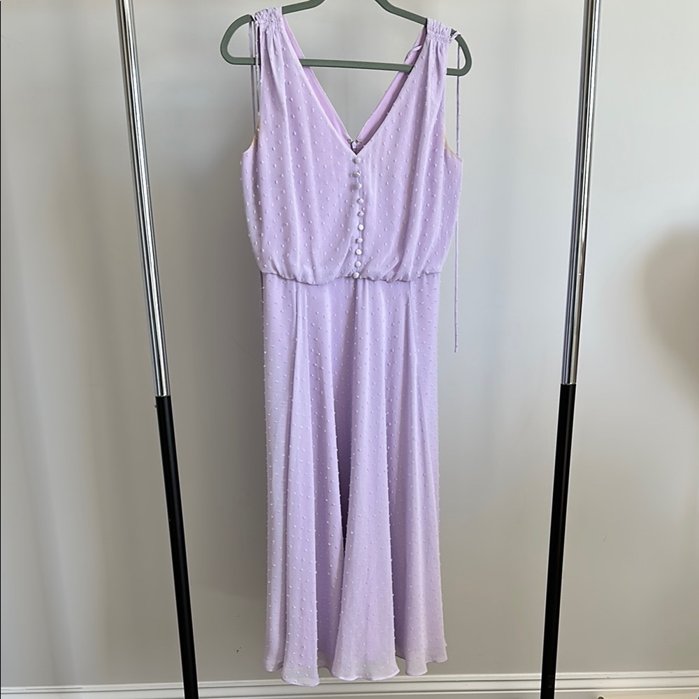 Elegant Lavender Sleeveless Dress